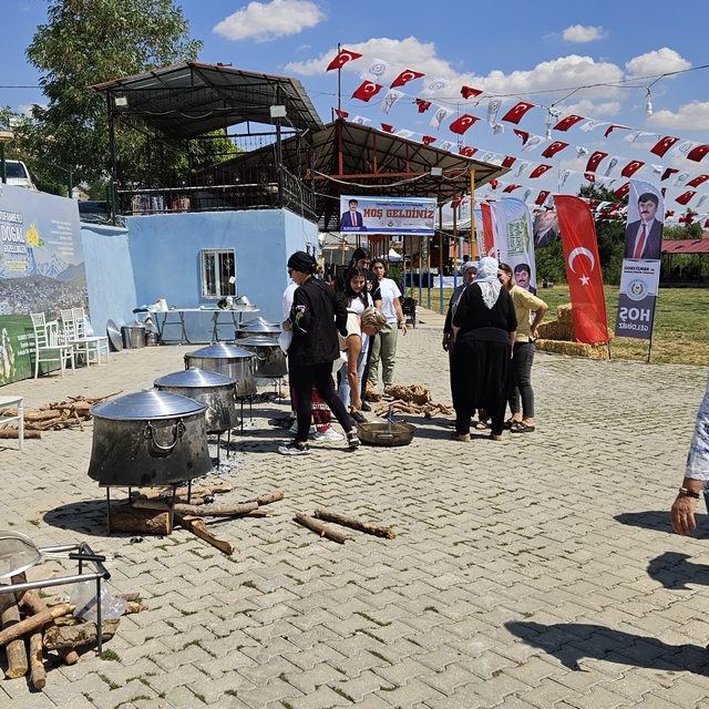 Adana'da "Tufanbeyli 2. Kuru Fasulye Festivali" başladı