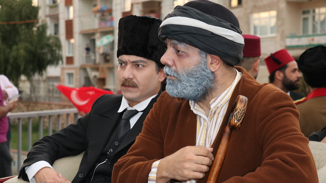 Büyük Önder Mustafa Kemal Atatürk'ün Sivas'a gelişi temsili olarak canlandırıldı