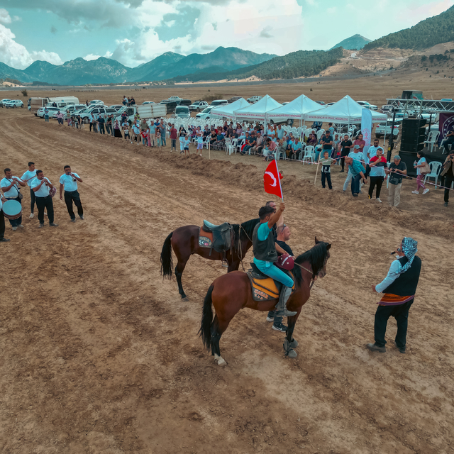 Antalya'da "Geleneksel İbradı Üzüm Festivali" sona erdi