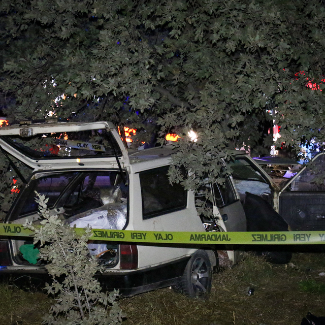 Uşak'taki trafik kazasında 1 kişi öldü, 4 kişi yaralandı
