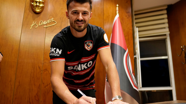 Gaziantep FK, İsviçreli golcü Albian Ajeti'yi transfer etti