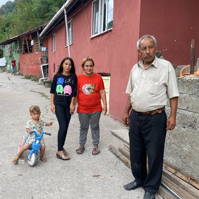 Zonguldak'ta ihtiyaç sahibi aile hayırseverin yardımıyla ev sahibi oldu