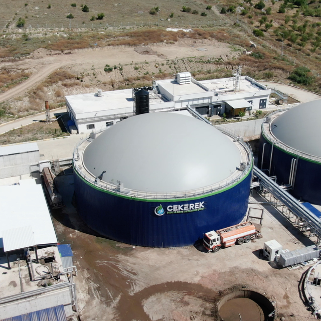 Yozgat'ta hayvan dışkısından elektrik ve organik gübre üretiliyor