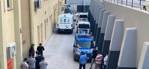 Ankara'da tartıştığı komşusu ve eşini öldüren kişi intihar etti