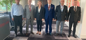 Tokatlı iş insanları Tokat-İzmir arasında uçuş seferi istiyor