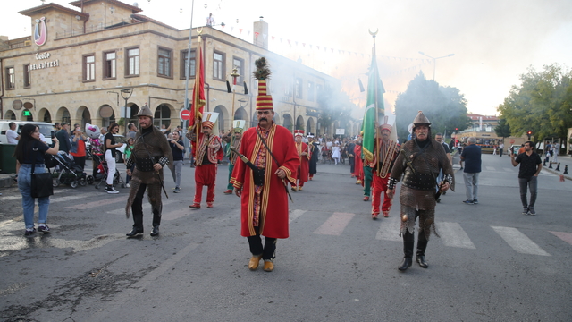 Ürgüp'te "51. Uluslararası Ürgüp Bağ Bozumu Festivali" başladı