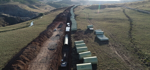 Su tutan Başköy Barajı'nın sulama şebekesinin 2026'da tamamlanması hedeflen...