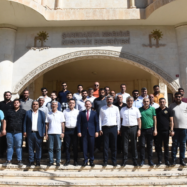 AK Parti Mardin Milletvekili Kılıç, Nusaybin ve Derik ilçelerini ziyaret et...