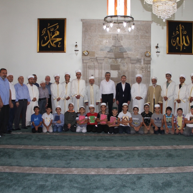 Suşehri'nde 10 hafız için icazet töreni düzenlendi