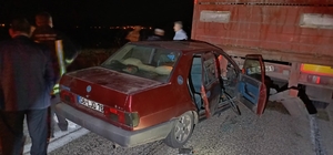 Bolu'da otomobilin park halindeki tıra çarpması sonucu 6 kişi yaralandı