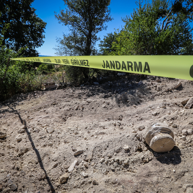 Kütahya'da kaçak kazı yapan 11 şüpheli yakalandı