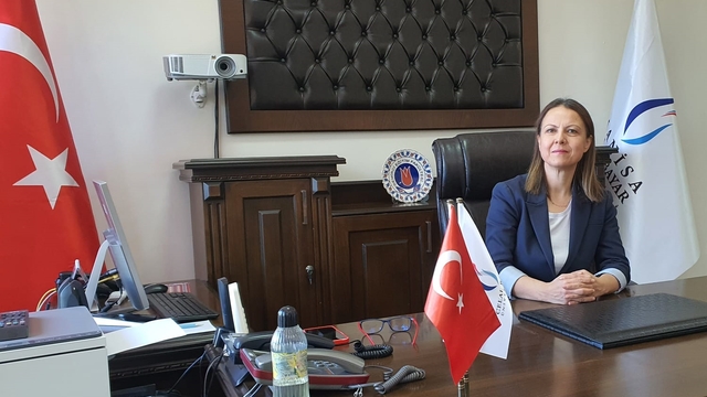 Demirci Eğitim Fakültesi Dekanı Prof. Dr. Ören, görevine başladı
