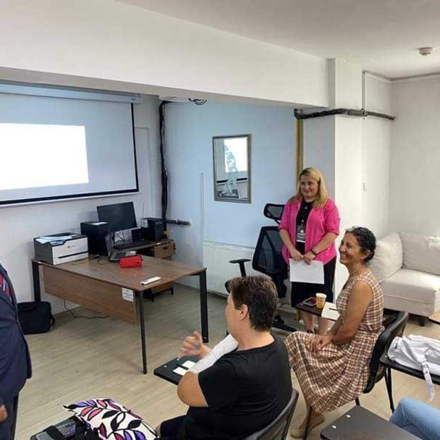Çanakkale'de kadın kooperatiflerine eğitim verildi