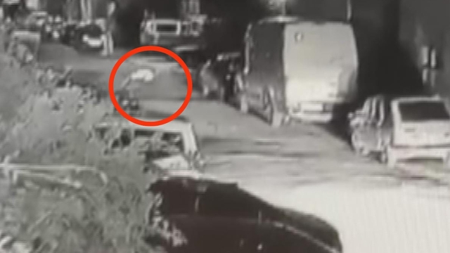 Konya'da 2 genç kız sevgililerine mesaj gönderip, 15 katlı binanın çatısından atladı