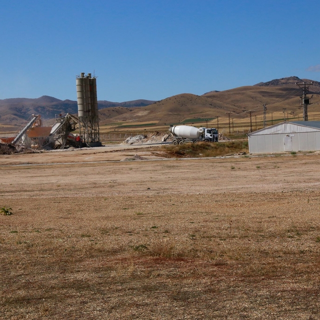 Gümüşhane-Bayburt Havalimanı'nda üstyapıda yüzde 10 seviyesine gelindi