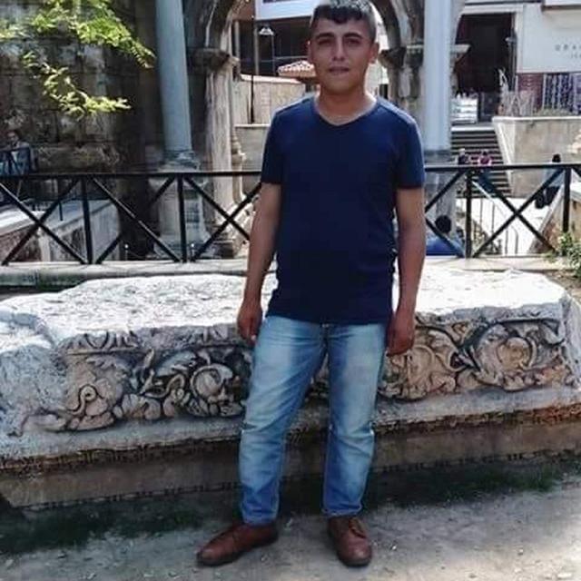 Biçerdövere bacaklarını kaptırdı, hastanede öldü