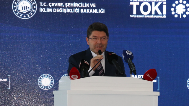 Adalet Bakanı Tunç, Bartın Şarköy Tarım Konutları kura törenine katıldı: