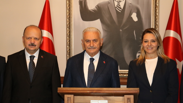 AK Parti Genel Başkanvekili Yıldırım, Kastamonu'da partililerle bir araya geldi: