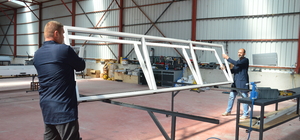 Sakarya'da kolay kurulabilen katlanabilir "modüler afet evi" üretiliyor