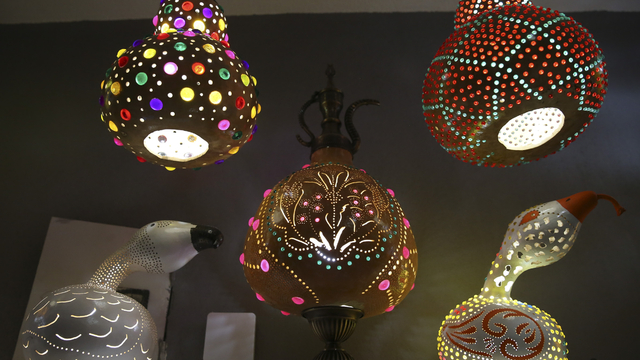 Uşaklı kadının evde başladığı hobisi girişim hikayesine dönüştü