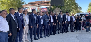 Isparta'da "Domates ve Karanfil Festivali" yapıldı