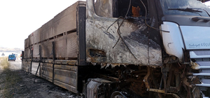 Kırıkkale'de inşaat malzemesi yüklü tır yandı 