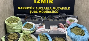 İzmir'de uyuşturucu operasyonunda 24 şüpheli yakalandı
