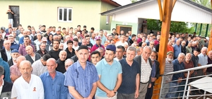 Mersin'de üzerine tomruk düşmesi sonucu ölen orman işçisinin cenazesi defnedildi