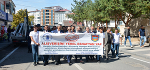 Suşehri'nde "Esnafına sahip çık, alışverişini yerel esnaftan yap" yürüyüşü düzenlendi 