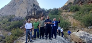 Yozgat Valisi Özkan, Aydıncık ilçesini ziyaret etti
