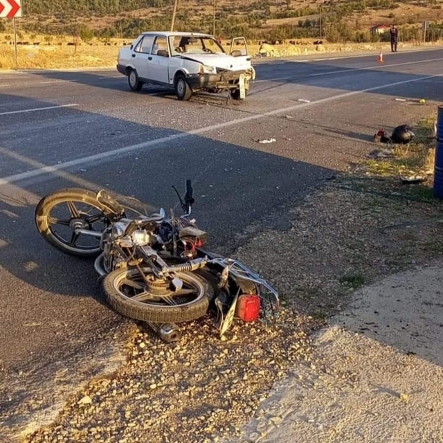 Mersin'de otomobille çarpışan motosikletin sürücüsü öldü