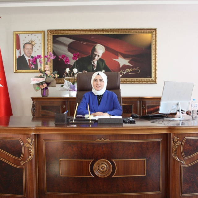 Karapürçek Kaymakamı Kübra Baka Kılıç, göreve başladı