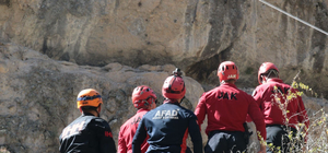 Bolu'da "2. Ulusal Dağ Arama Kurtarma Tatbikatı" sürüyor