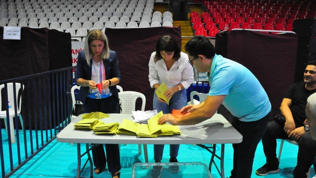 Özgür Özel: Ben bu takımı şampiyon yaparım arkadaşlar (3)