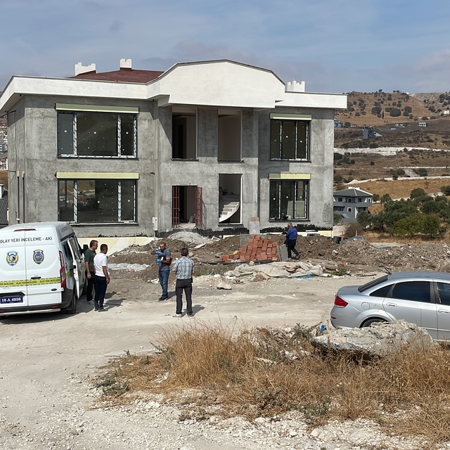 Balıkesir'de tüfekle kazara vurulan inşaat işçisi öldü