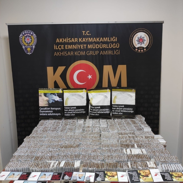 Manisa'da kaçak tütün operasyonunda 5 kişi gözaltına alındı