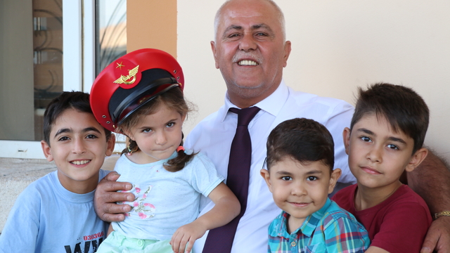 "Stajyer hareket memuru" olarak başladığı meslekte 36 yılını geçirdi