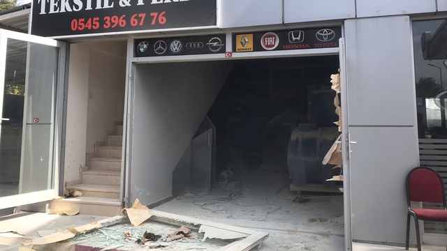 Amasya'da akaryakıt istasyonunun deposunda meydana gelen patlama hasara neden oldu