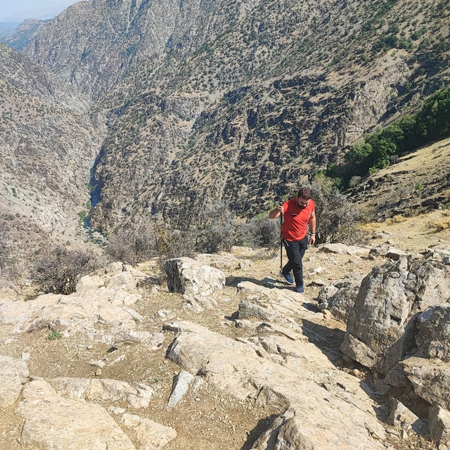 Siirt'te balık avlamak için çaya giren kişi boğuldu