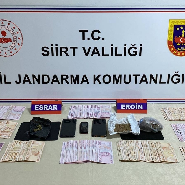 Siirt'te uyuşturucu operasyonunda yakalanan 2 zanlı tutuklandı
