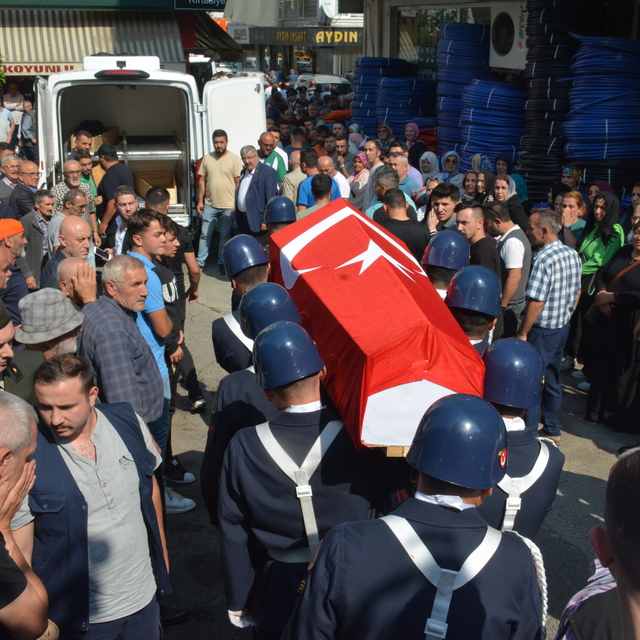 Görelespor Kulübü Başkanı gazi Engin Camadan'ın cenazesi defnedildi
