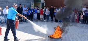 Diyarbakır'da İtfaiye Haftası dolayısıyla yangın tatbikatı yapıldı 