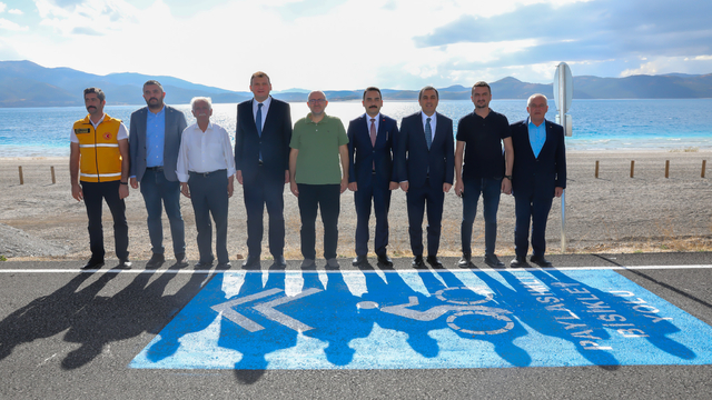 Salda Gölü çevresine 7 kilometrelik bisiklet yolu yapıldı