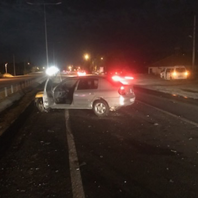 Manisa'da traktör ile otomobilin çarpışması sonucu 4 kişi yaralandı
