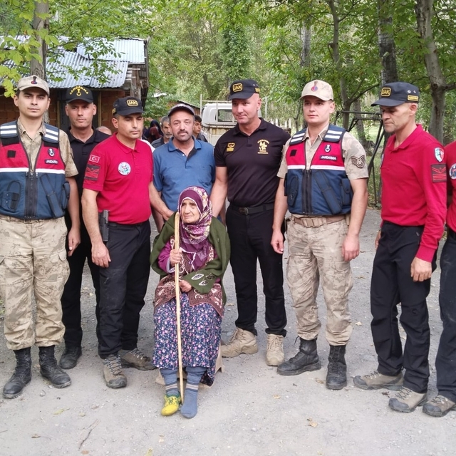 Erzurum'da kaybolan 82 yaşındaki Alzheimer hastası kadın ekiplerce bulundu