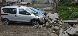 Trabzon'da şiddetli yağış sonrası temizlik çalışmaları sürüyor