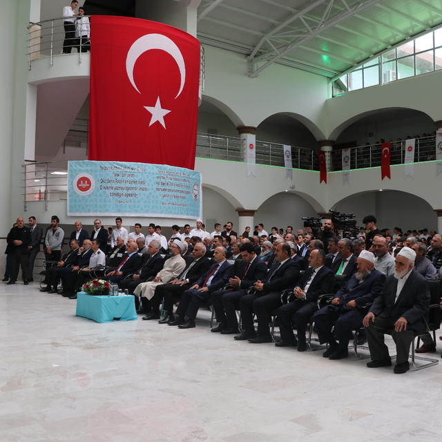 Diyanet İşleri Başkanı Erbaş, Trabzon'da konuştu: