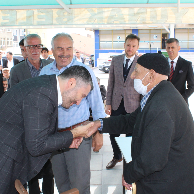 Sanayi ve Teknoloji Bakan Yardımcısı Oruç Baba İnan Yunak'ta
