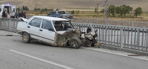 Erzurum'da kaza yapan aracın camından fırlayıp köprüden düşen sürücü ağır y...