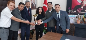 Bayat Kaymakamı Seher Söyler, şampiyon voleybolcuları kabul etti